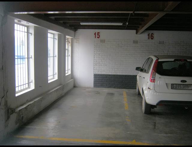 90M² OFFICE TO LET IN STRAND CENTRAL